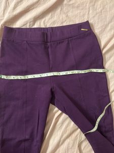 Van Heusen Stretchable Gym Pants For Women