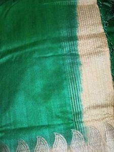 New Saree With Nice Border