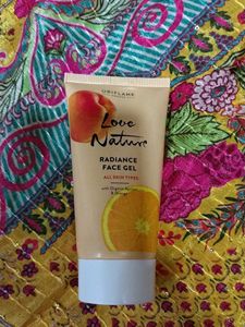 Radiance Face Gel with Organic Apricot & Orange
