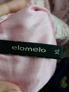 Elomelo Thread Embroidered Kurta Sets(Women&#39;s)