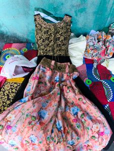 Floral Embroidered Kurta Set