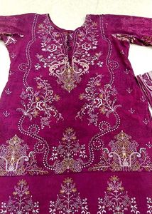 Pakistani Purple Floral Print Salwar Kameez Set