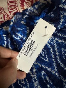 Long Blue Sleeveless Dress With Open Front