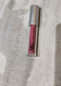 NYBae Lipstick And Compact