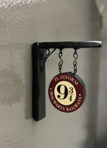 Harry Potter Platform 9 3/4 Sign Fridge magnet