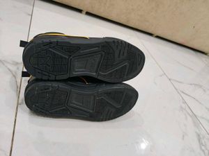 Puma Sneakers