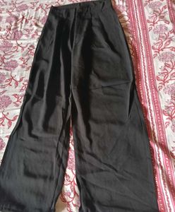 Korean Style Pant With Sleeveless Cute Top