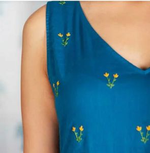 Blue Sleeveless 👗