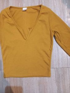 Mustard Ribbed V-Neck Top