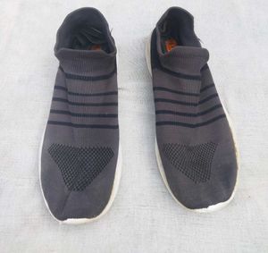 "Used Men's Slip-On Shoes | Grey | Defective Pair"