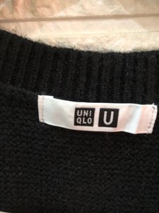 Uniqlo Original Black Sweater Vest🕶️‼️