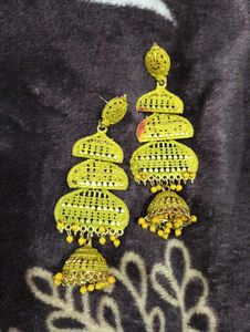 4 Eirring Set