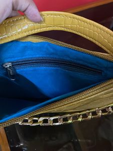 Sling Bag