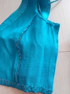 Sleeveless Blouse Set Of 2