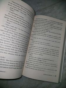 It Starts With Us - Colleen Hoover