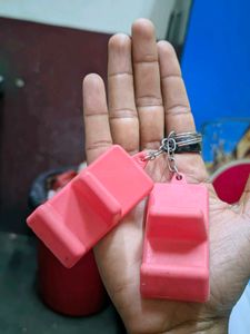 Keychain Phone Stand - Cute &amp; Portable! 2pcs