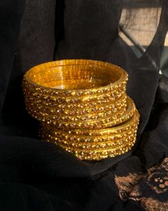 Sparkling Bangle Set
