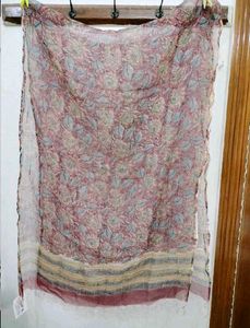 Elegant red Floral Kurta Set