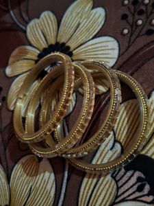 Golden Bangles (Set of 4)