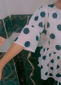 Brand New Polkadot Top For Girls
