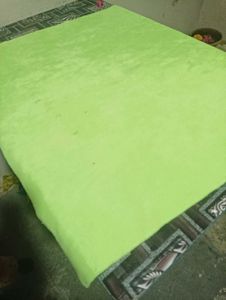 Soaking Bedsheet