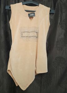 Shimmery cream top