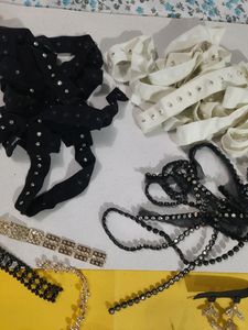 Imported Lace&#39;s Cut Pieces