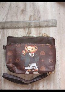 SALE 🎄🎅🆕Cute Bear Print Pouch