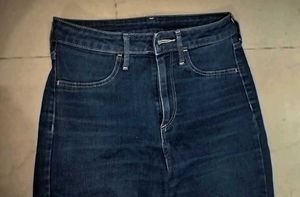 H&amp;M Dark Wash Denim jeans 👖✨