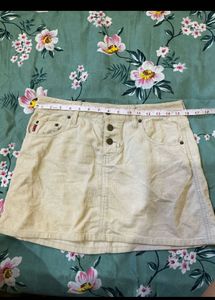 NEW MUDD  Cute corduroy Skirt