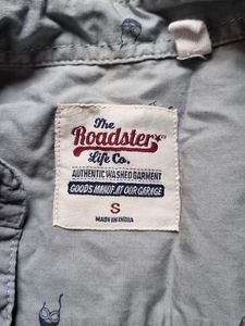 Men&#39;s Grey Button Down Shirt