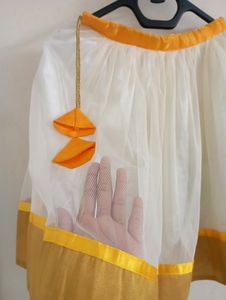 Skirt And Blouse For Girls