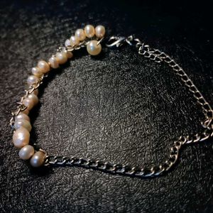 Aesthetic Vintage Bracelet : Handmade
