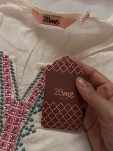 Elegant Red Embroidered Kurti