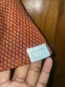 Beautiful Brown Top From Levi’s