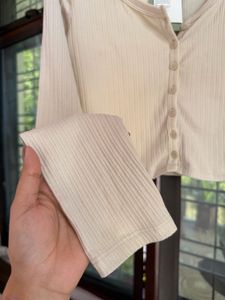 H&amp;M Fitted Cardigan Style Ribbed Top/Size-S