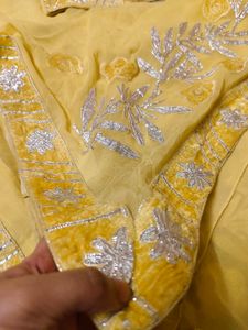 beautiful 😍 gotta patti work saree