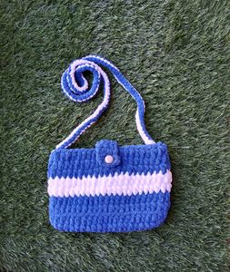 Blue &amp; White Crochet Bag