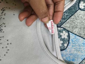 Off White Smart Top For 4-5; Years Girl