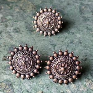 Silver Oxidised Studs and Ring Set