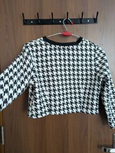 Houndstooth Crop Top