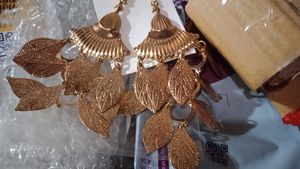 Elegant Gold Leaf Dangle Earrings
