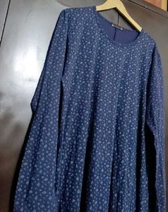 Navy Blue Tshirt For Girl Or Women 42 Bust
