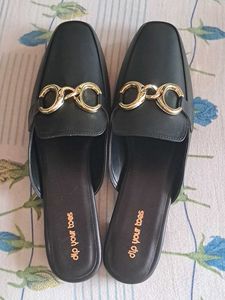 Black CHAIN Loop Mules ( NO BOX )