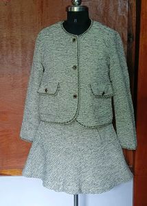 Chic Tweed Skirt Suit