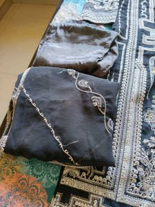 Grey Pakistani Kurta Set With Dupatta