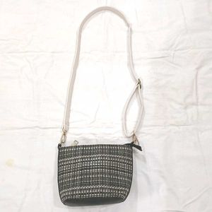 Black n White Sling Bag