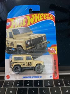 Hot Wheels Land Rover