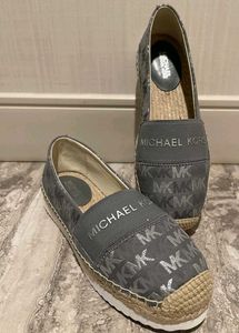 Authentic Mk Shoe