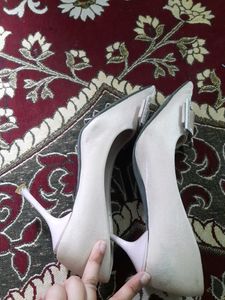 Light Pink Beautiful Heels 😍
